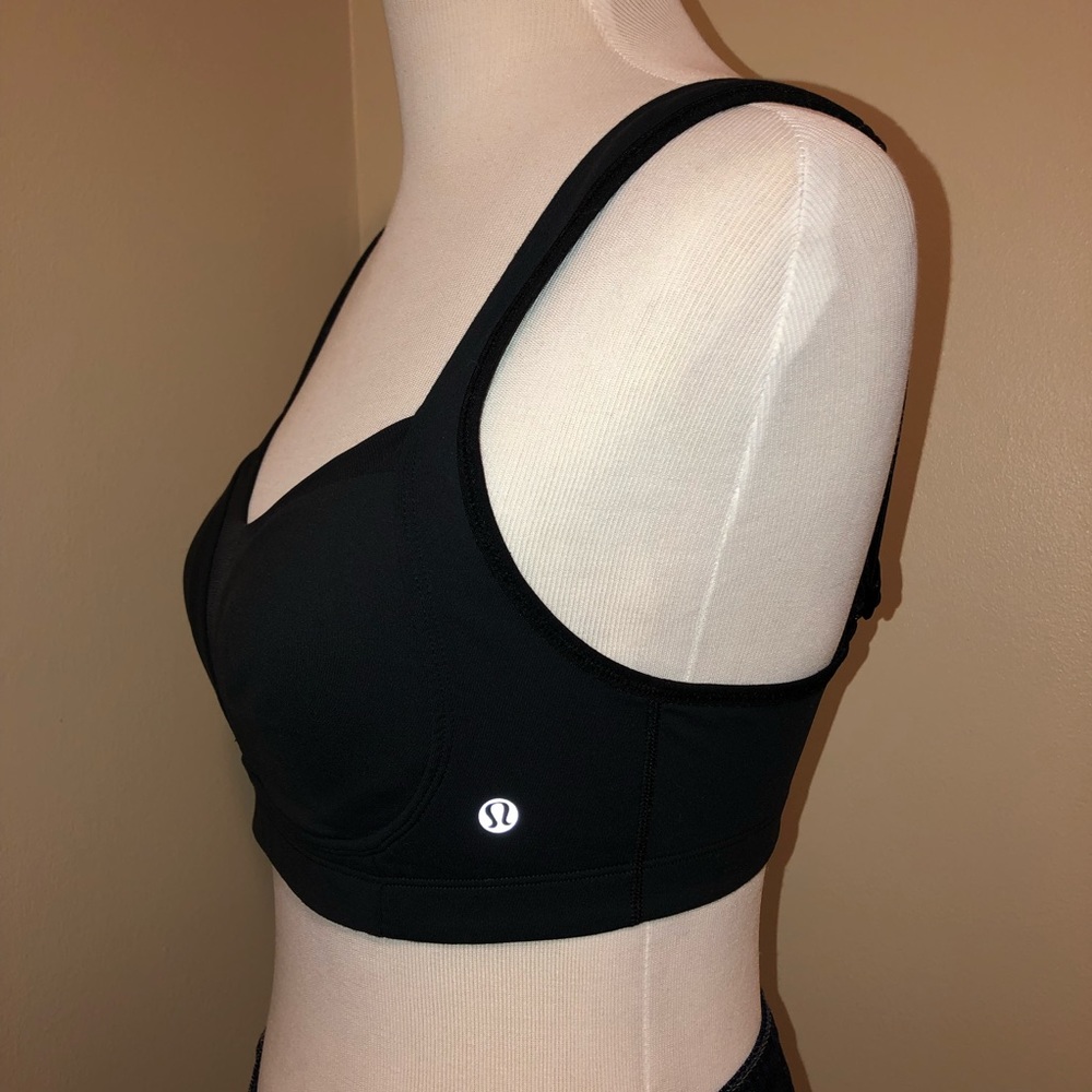 Lululemon”TA TA Tamer”Black Sports Bra,Size-34C,GUC - Picture 9 of 13